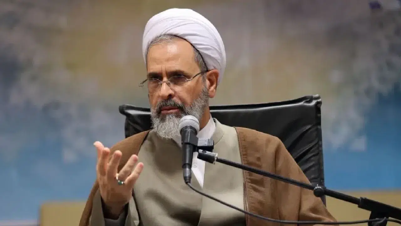 Geçici dini lider Ayetullah Arafi kimdir, kaç yaşında?