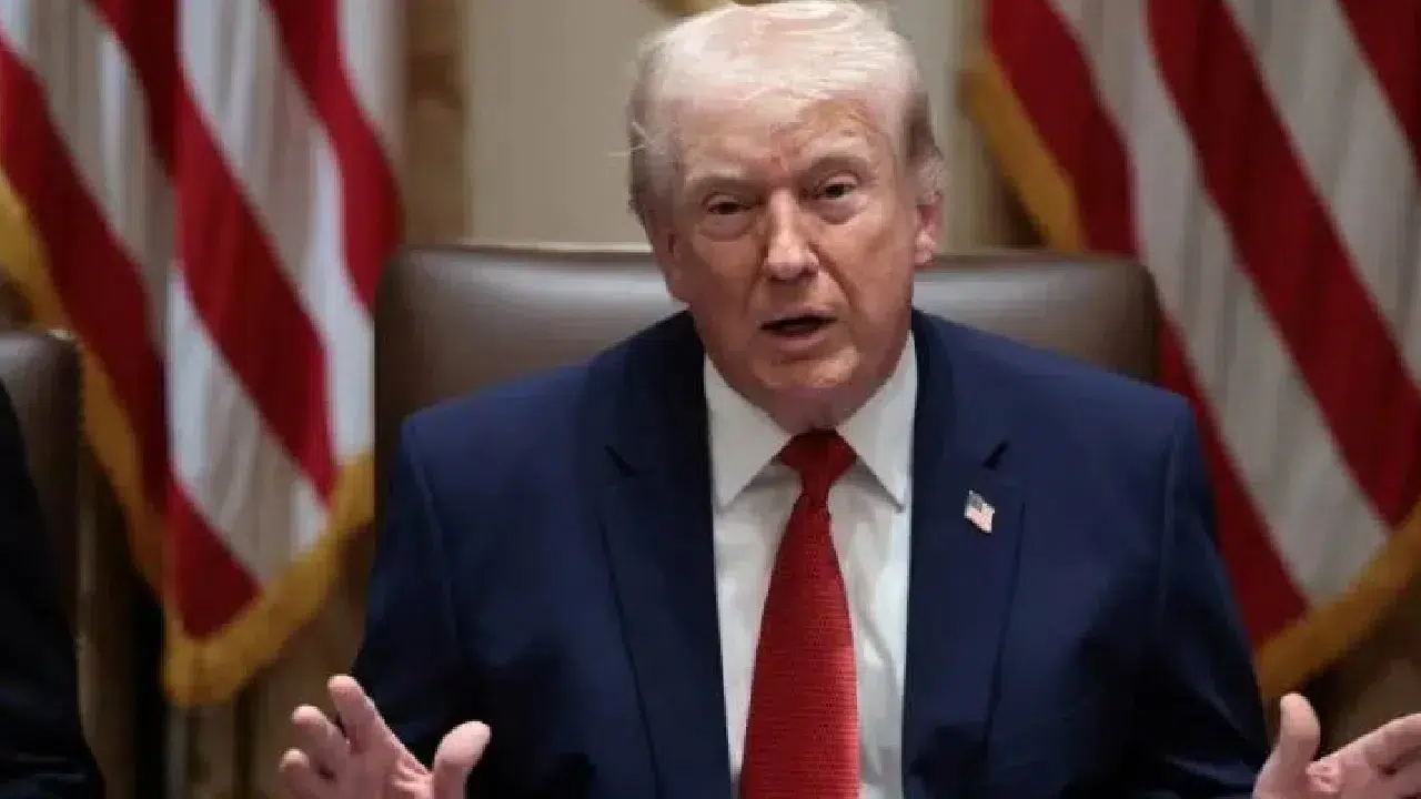 Trump’tan “Trump Boğazı” gafı: Hürmüz için konuşurken kendini düzeltti