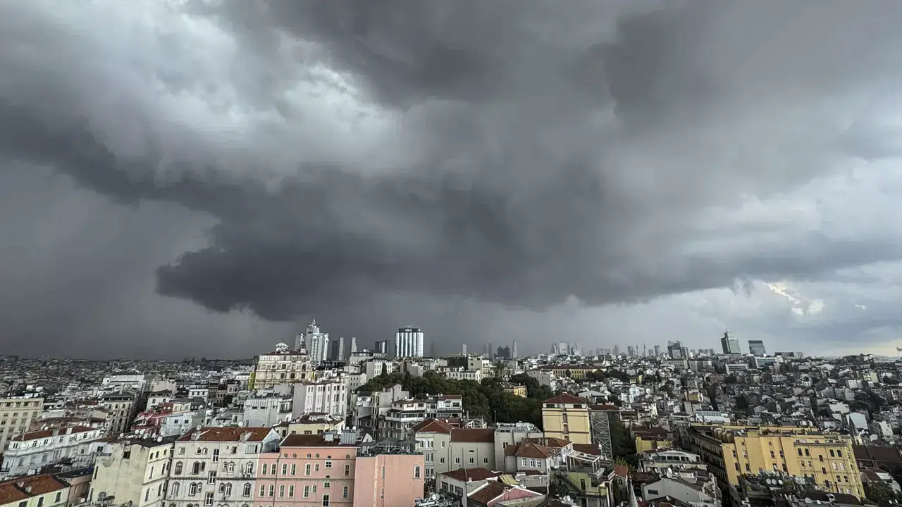 İstanbul’un havası alarm veriyor: Şubat ayında kirlilik yüzde 9 arttı