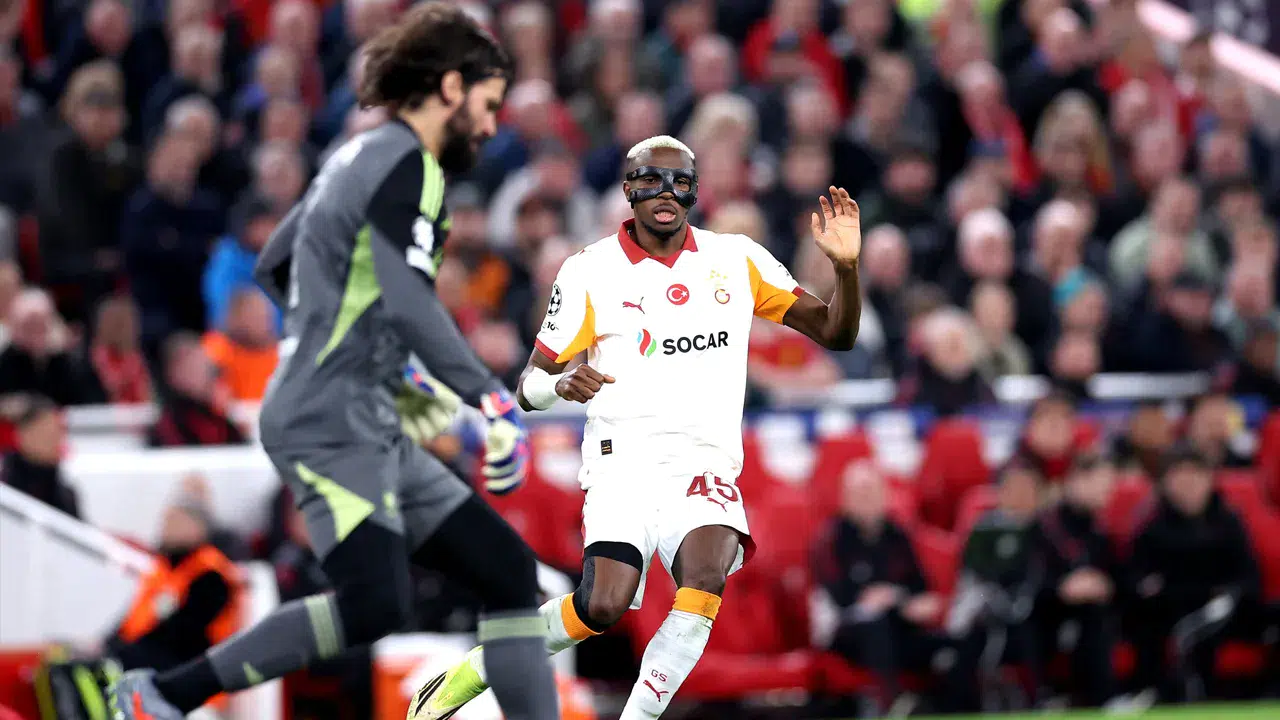 Galatasaray'da Osimhen seferberliği: Sahalara dönüş tarihi öne çekiliyor