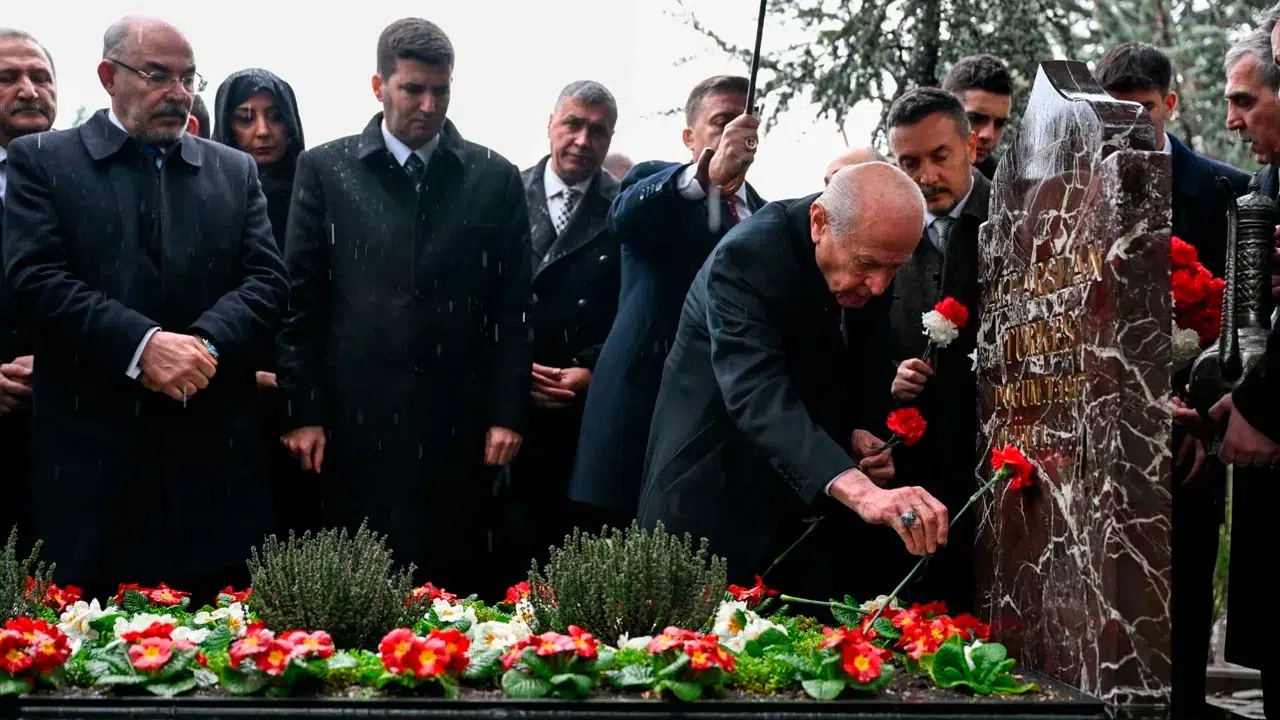 Bahçeli’den bayram sonrası için "Yeni ve güçlü Türkiye" mesajı