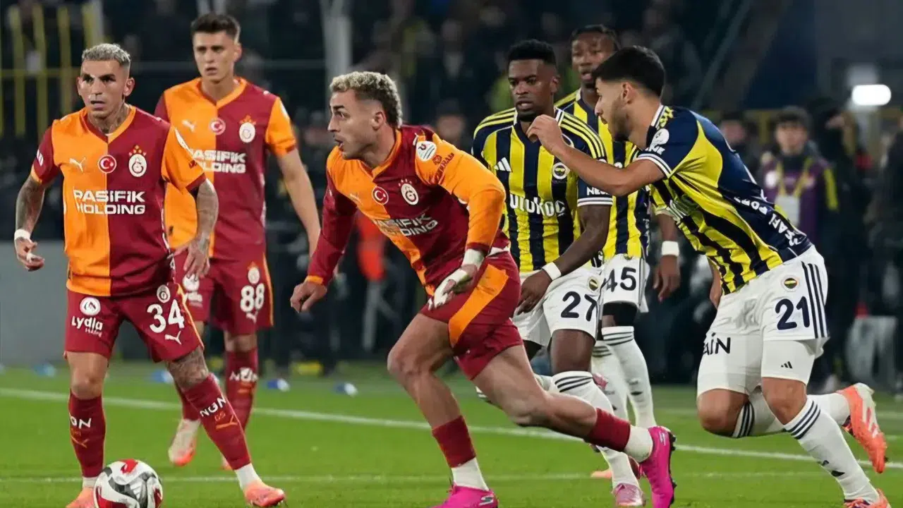 Süper Lig'de dev randevu: Galatasaray-Fenerbahçe derbisinin tarihi açıklandı