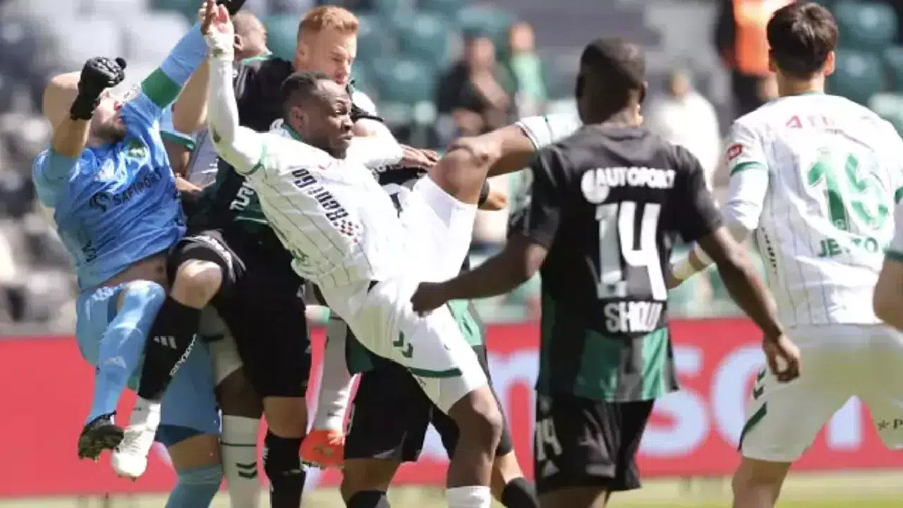 Konyaspor, Kocaelispor deplasmanında son dakikada penaltıyla kazandı