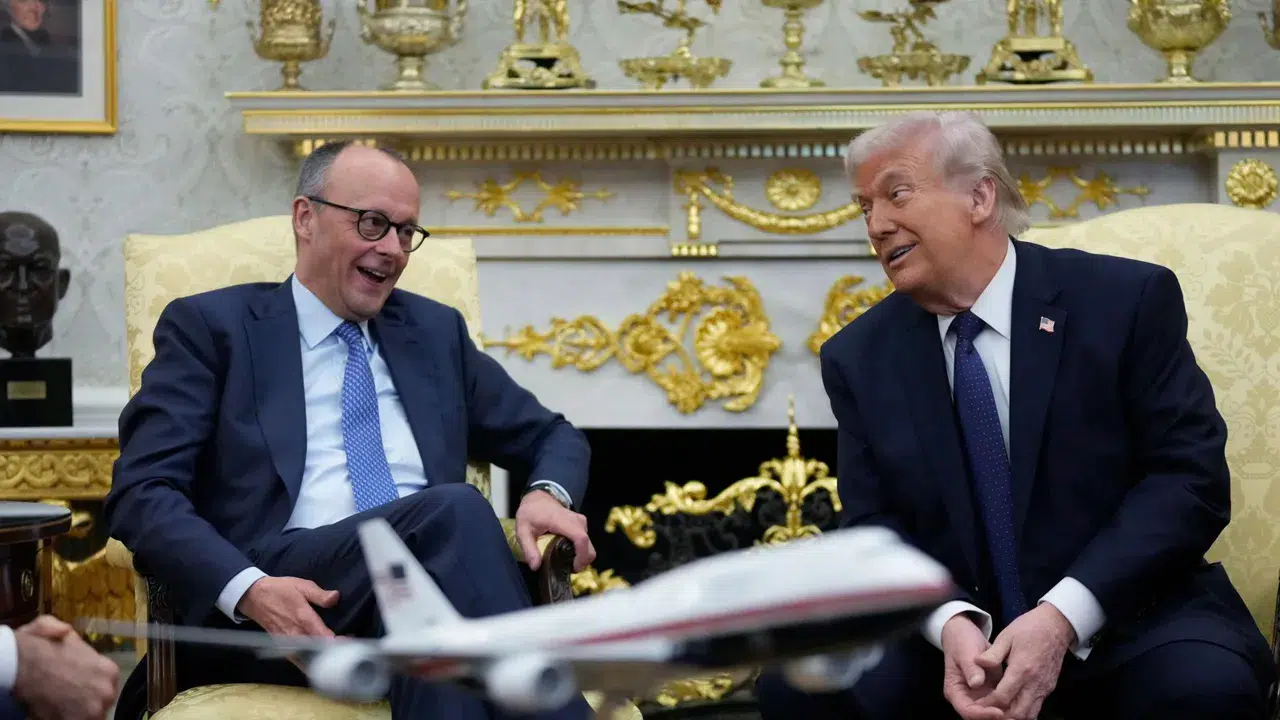 Tahran'dan Berlin'e sert tepki: Tarihin yanlış tarafında yer alıyorsunuz