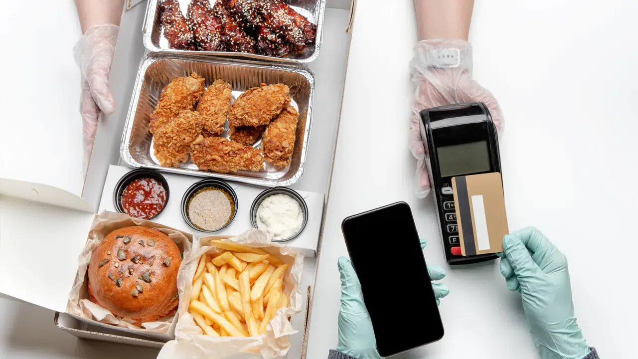 Online yemek siparişlerinde “gizli ücret” dönemi bitiyor