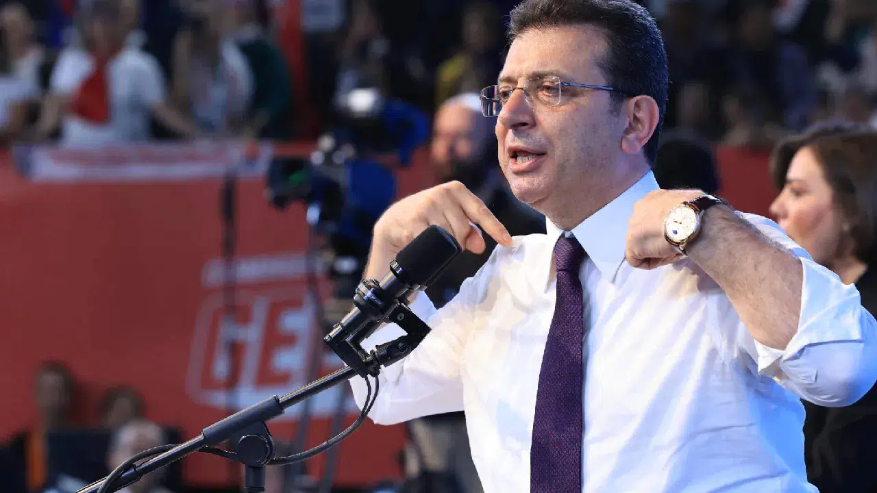 İmamoğlu’ndan mitinge mesaj: “Bu davanın amacı bizi ayırmak”