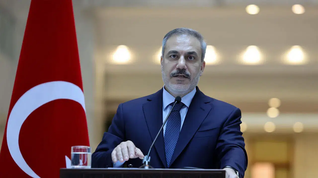 Hakan Fidan'dan İranlı mevkidaşına sert uyarı: "Çatışmanın yayılmasından kaçının"