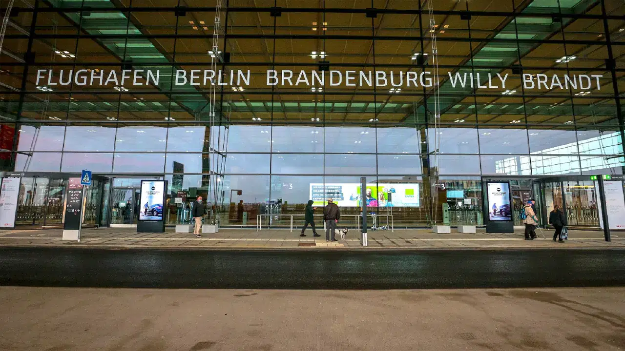 Berlin Brandenburg Havalimanı’nda 18 Mart’ta 24 saatlik uyarı grevi