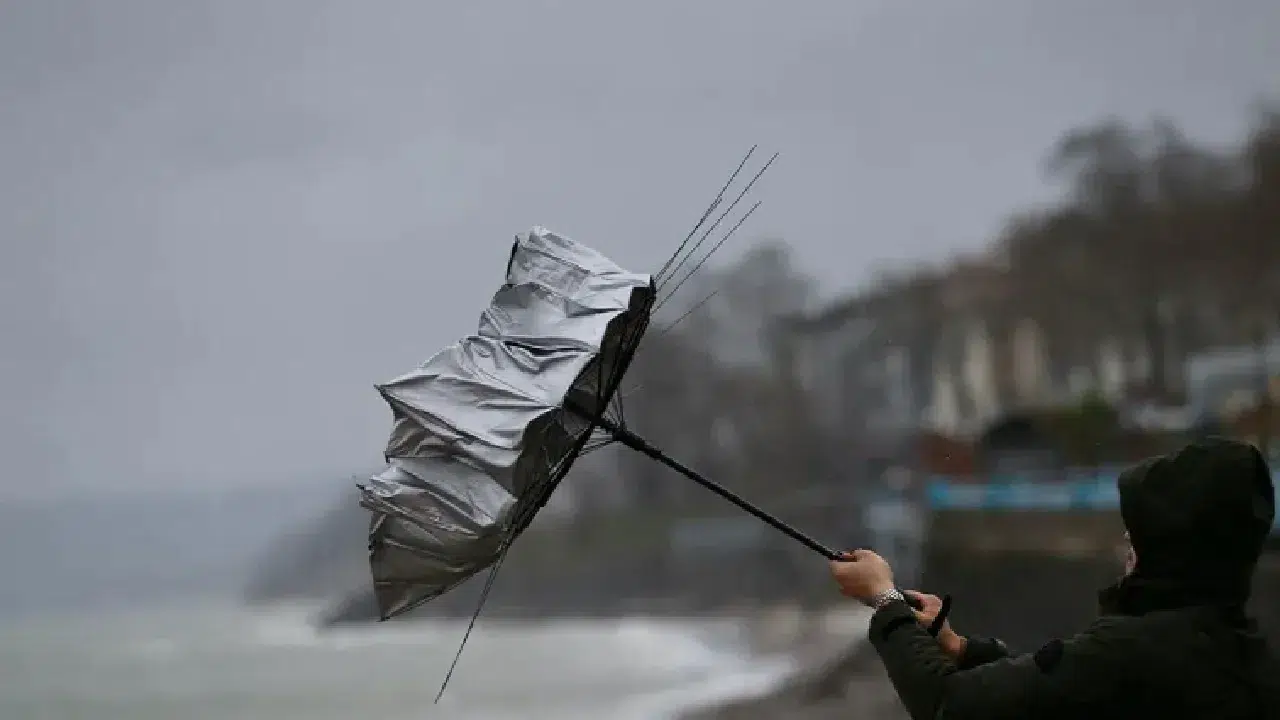 Bayramın ikinci günü hava nasıl olacak? Meteoroloji'den 7 il için sarı alarm, kuvvetli yağış ve fırtına geliyor