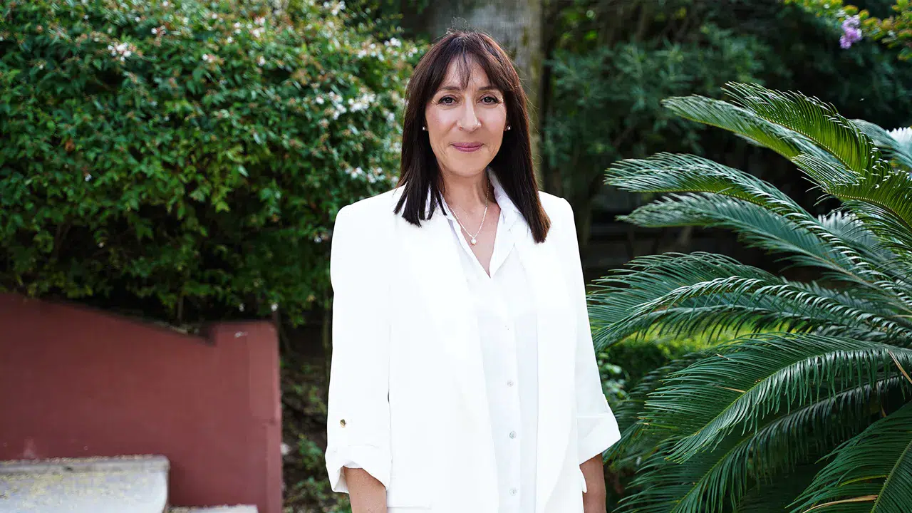 Binnur Kaya'dan usta sanatçıya büyük vefa