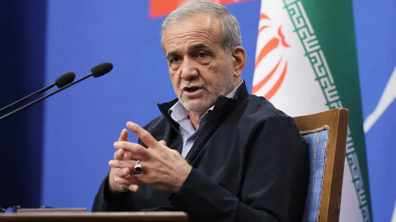 İran Cumhurbaşkanı Pezeşkiyan: Yıkılmadık, devlet mekanizması çalışıyor