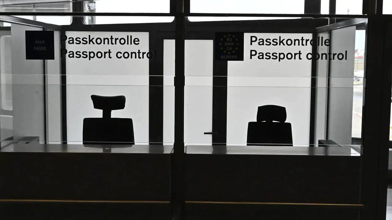 Schengen'de pasaport damgası dönemi bitti: Dijital EES resmen başladı