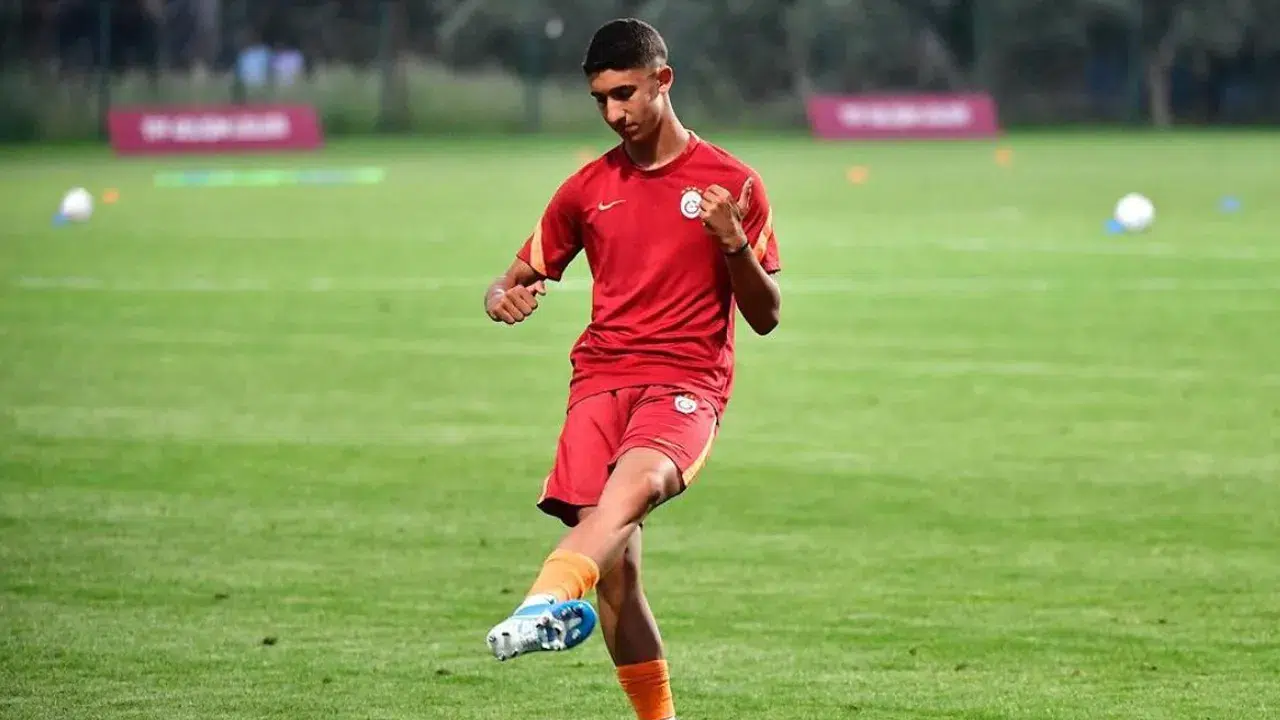 Berk Kızıldemir kimdir, hangi mevkide oynuyor? Fenerbahçe transferi doğru mu?