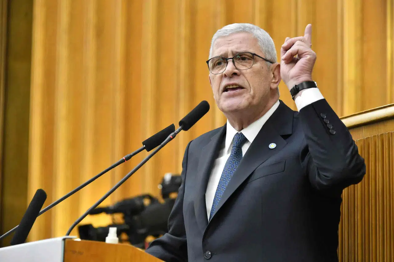Müsavat Dervişoğlu: "Ara seçim formülü ayakları yere basmıyor, hemen şimdi seçime gitmeliyiz"