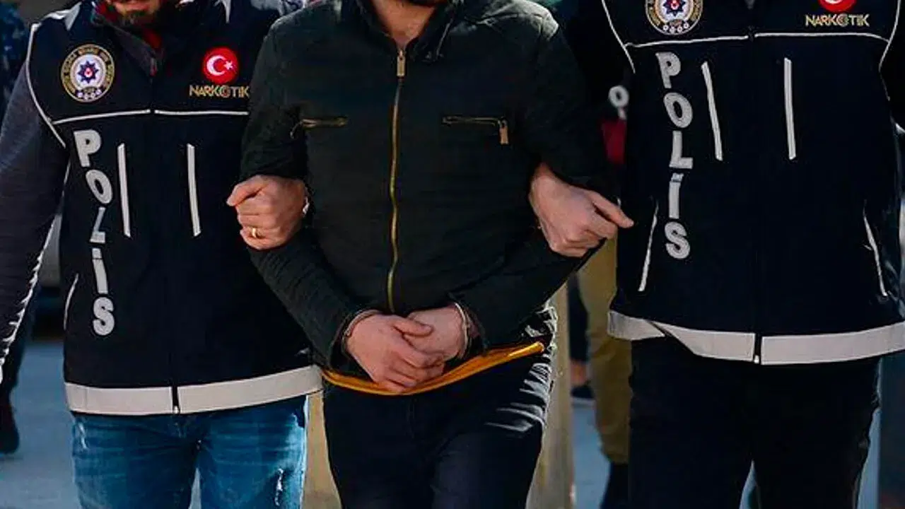 Kahramanmaraş'ta zehir tacirlerine darbe: 45 tutuklama