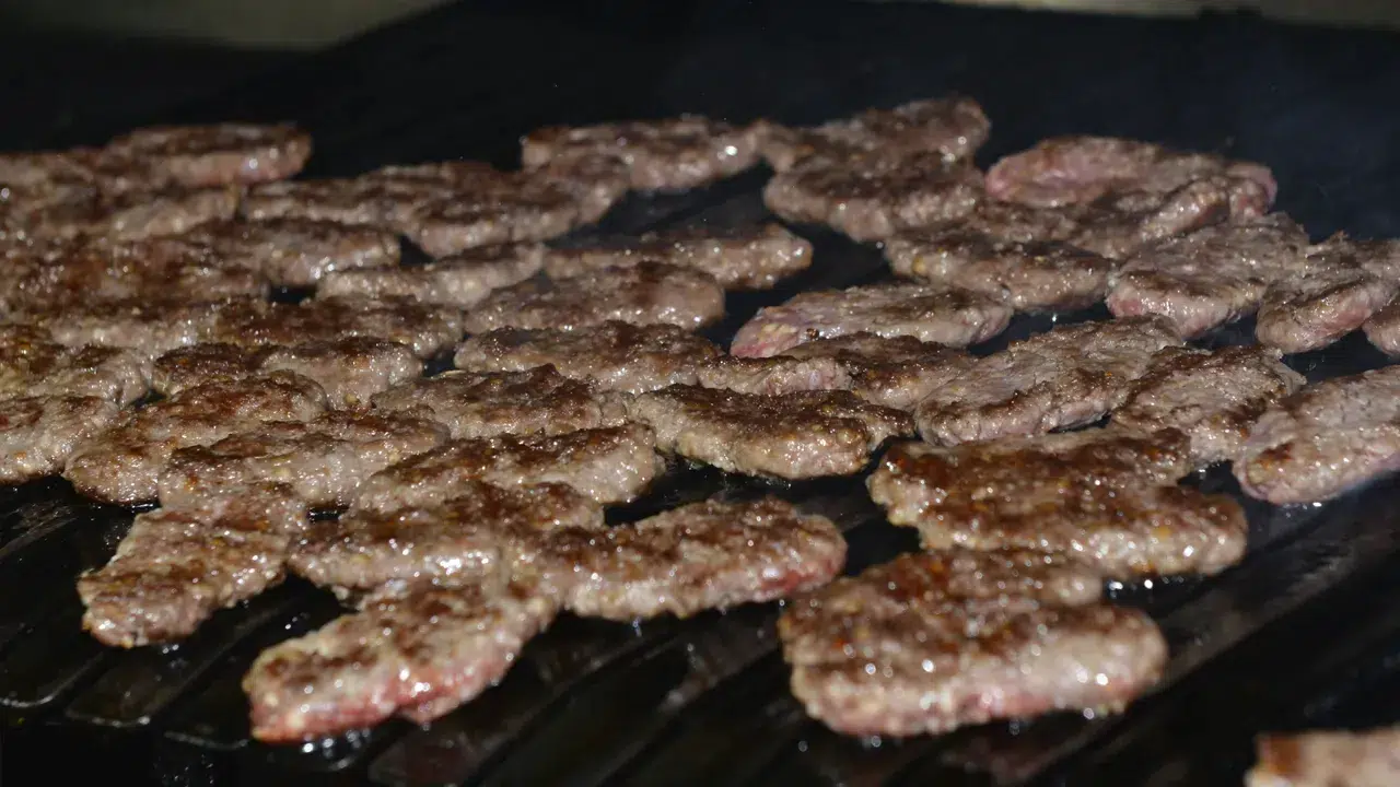 Ahmetbey köftesi tescillendi: Lüleburgaz’ın ilk coğrafi işaretli ürünü oldu