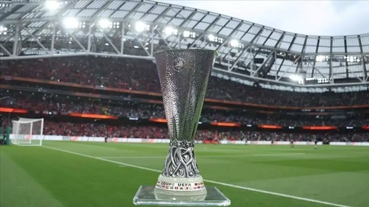 UEFA Avrupa Ligi'nde yarı finalistler belli oldu