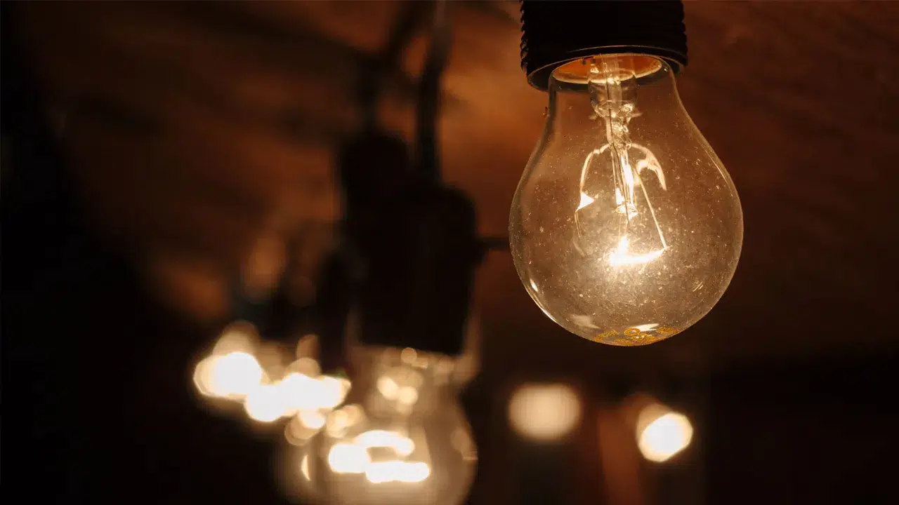 İstanbul’da 9 Nisan’da 20 ilçede planlı elektrik kesintisi yapılacak