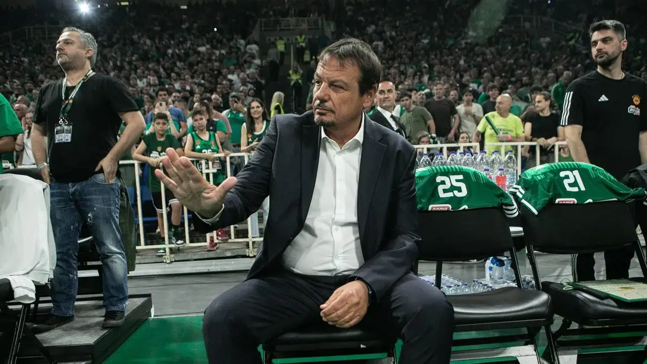 Ergin Ataman'ın Panathinaikos'u play-off biletini aldı: Valencia'nın rakibi oldu