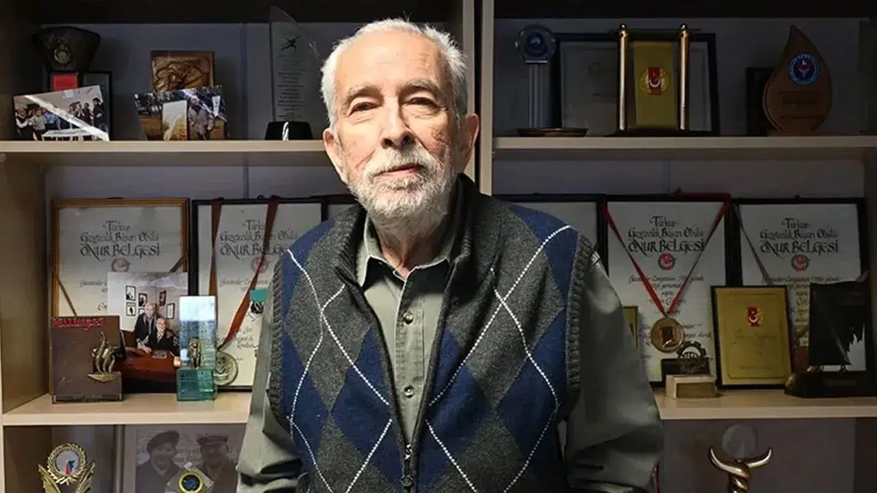 Gazeteci Emin Çölaşan yoğun bakıma alındı