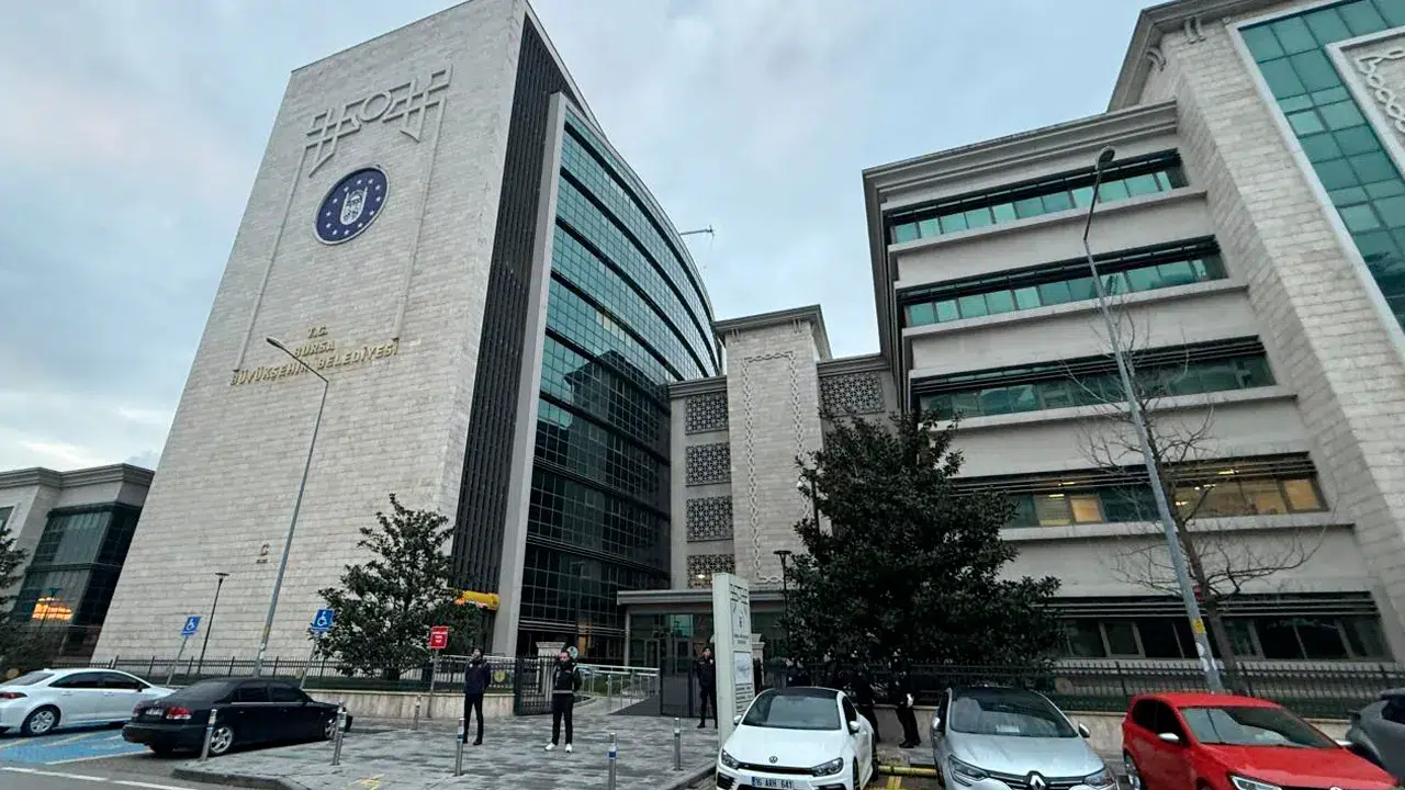 Bursa Belediyesi soruşturmasında yeni gelişme: Tutuklu sayısı 38’e çıktı