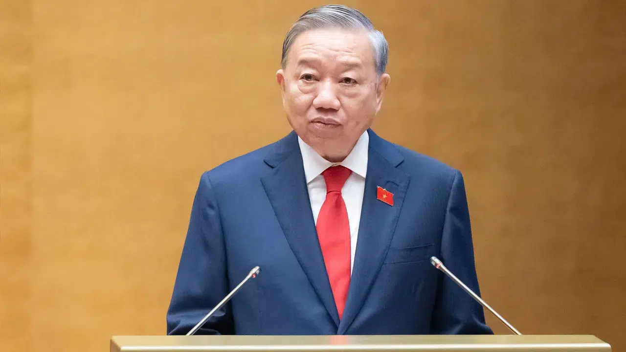 Vietnam'da yeni dönem: To Lam devlet başkanı seçildi