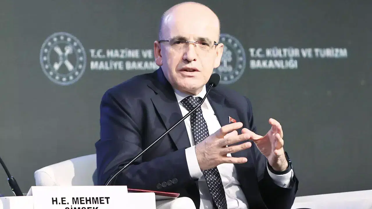 Mehmet Şimşek: Eşel mobil olmasa mazot litre fiyatı 103 lira olurdu