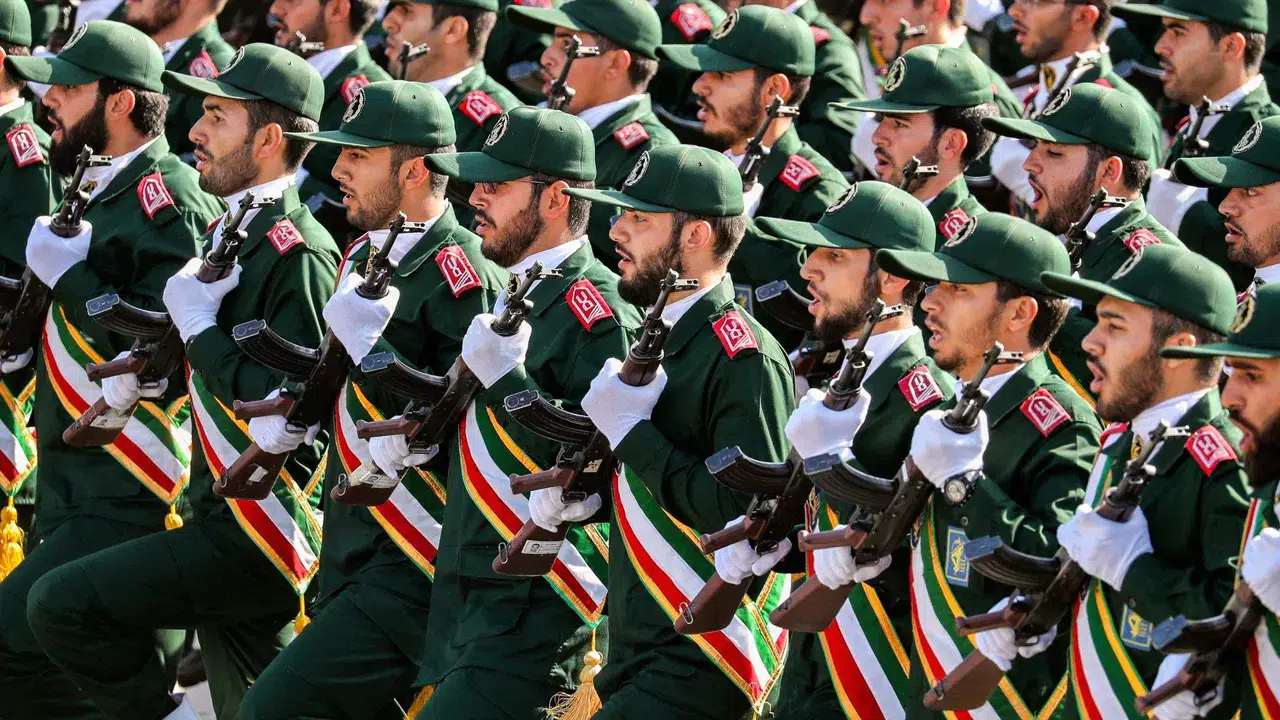 İran Devrim Muhafızları’ndan ateşkes mesajı: "Düşmana güvenmiyoruz"