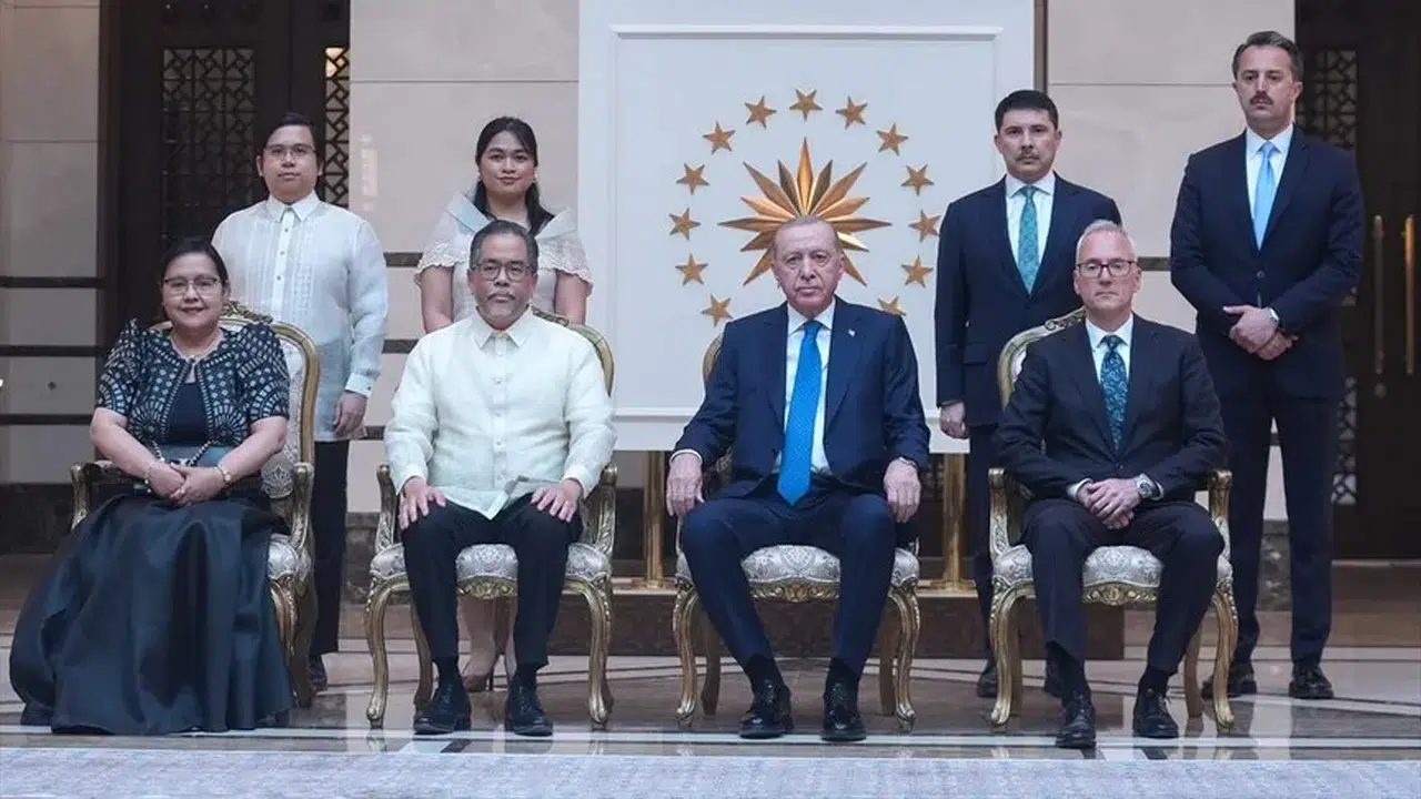 Cumhurbaşkanı Erdoğan, Filipinler, Kenya, Kolombiya, Peru ve Rusya büyükelçilerini kabul etti