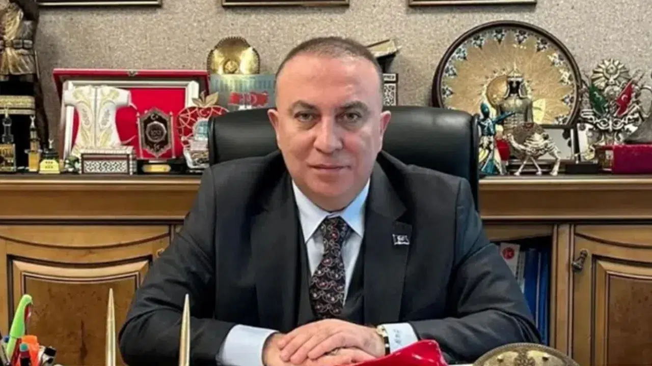 MHP’li İzzet Ulvi Yönter X hesabını kapattı