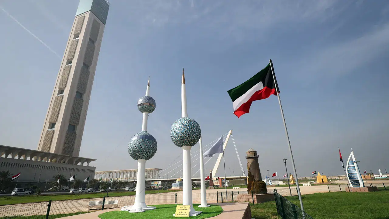 Kuveyt’te 2 bin 182 kişinin vatandaşlığı iptal edildi