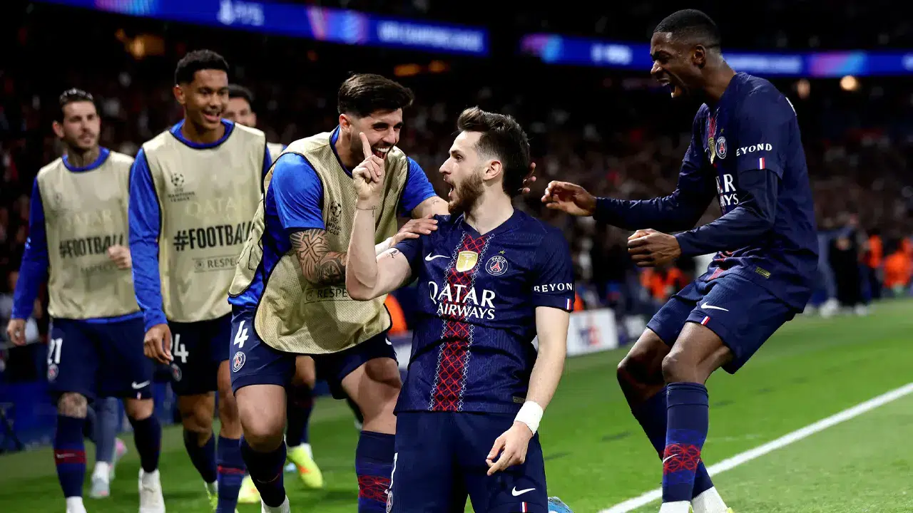 Şampiyonlar Ligi'nde PSG Liverpool'u, Atletico Madrid de Barcelona'yı mağlup etti