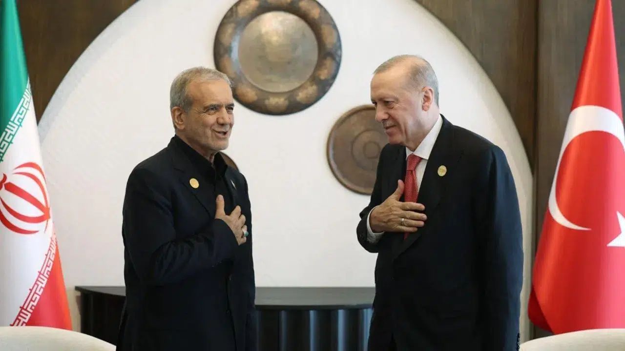 Pezeşkiyan: “Türkiye’nin İran’la dayanışmasını takdir ediyoruz”