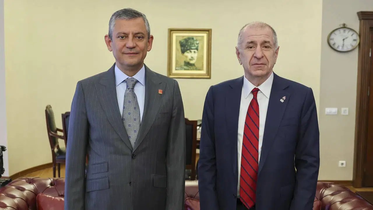 Ümit Özdağ'dan CHP'ye "Atatürk'te birleşme" çağrısı