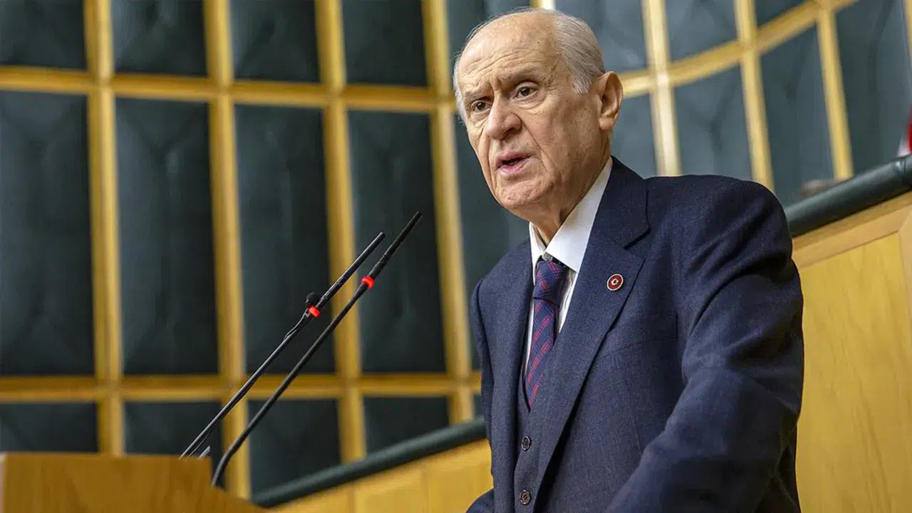 Devlet Bahçeli’den “yeni yol haritası” çıkışı: Terör örgütü elebaşı Öcalan için “sosyal statü ve koordinatörlük” önerisi