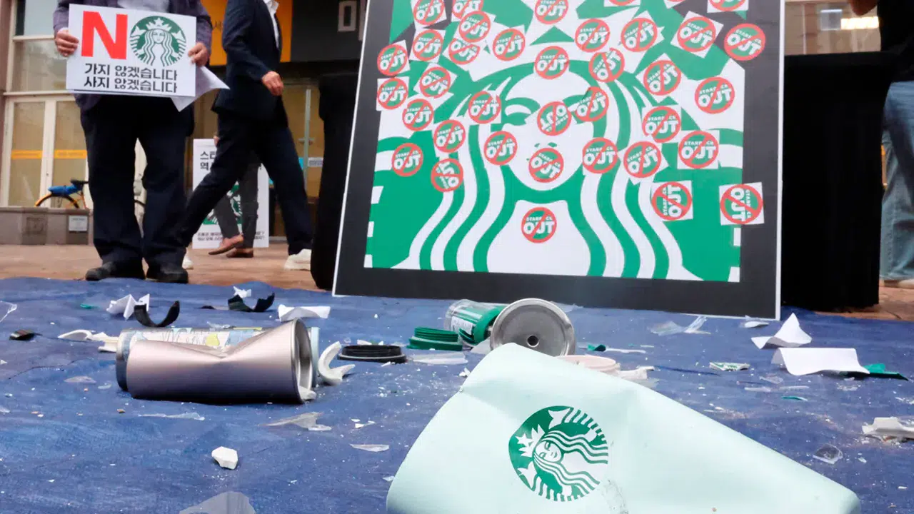 Starbucks'ın Güney Kore'deki skandal reklamı büyük bir boykot dalgasına yol açtı