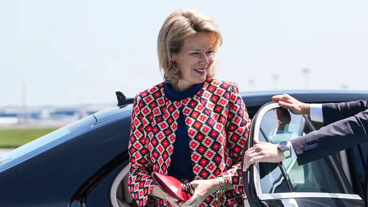 Kraliçe Mathilde ve dev ekonomi heyeti İstanbul’a geldi