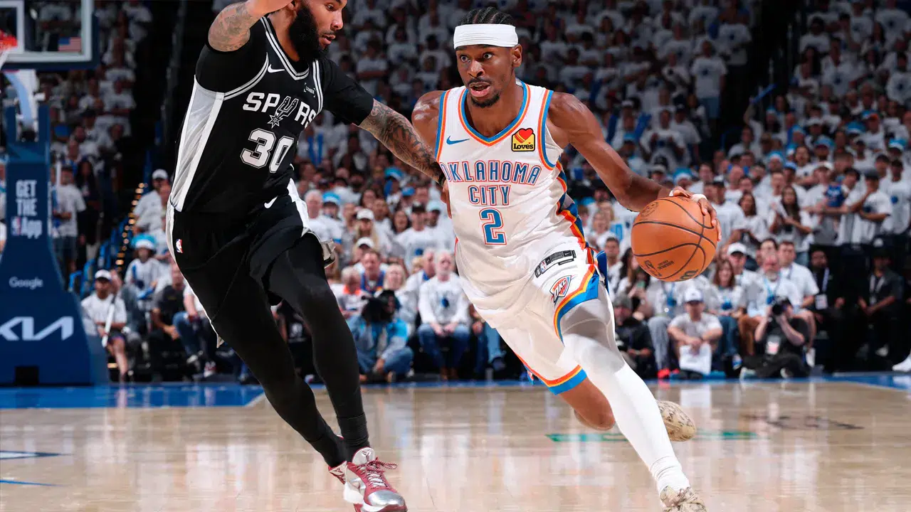 NBA'de büyük finale son bir adım: Oklahoma City Thunder avantajı kaptı
