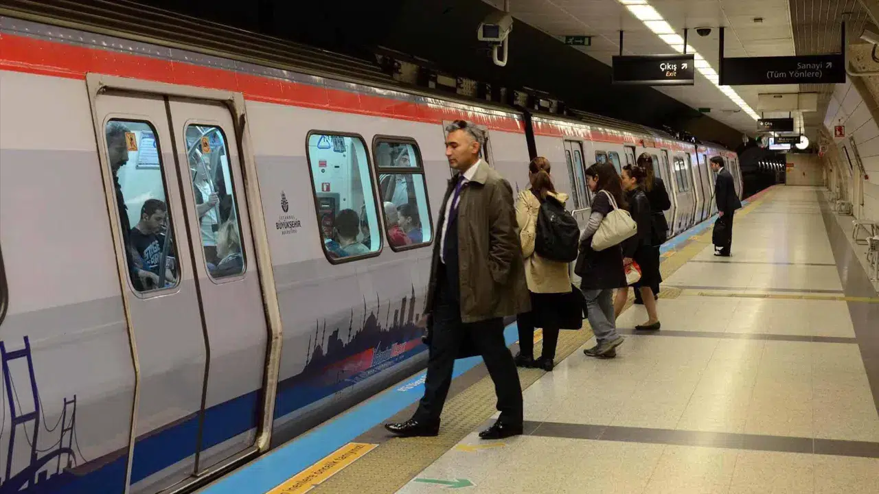 İstanbul'da 1 Mayıs ulaşım kısıtlamaları: Hangi metro ve tramvay hatları kapalı?
