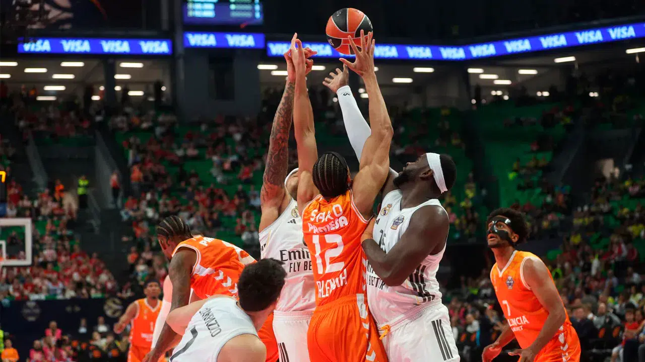 Valencia Basket’i deviren Real Madrid, finalde Olympiakos’un rakibi oldu
