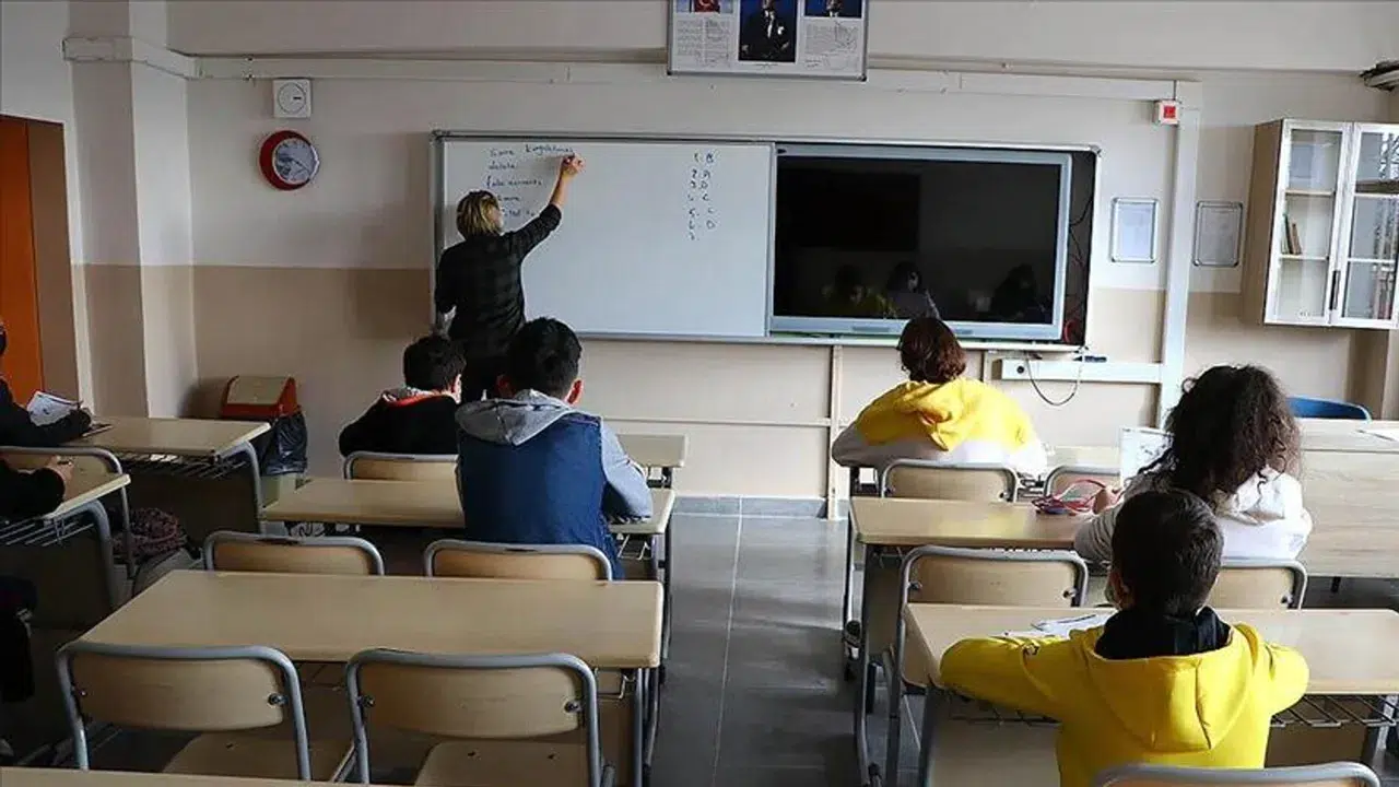 Kurban Bayramı tatili 2026: Okullar ve üniversiteler 9 gün kapalı olacak mı?