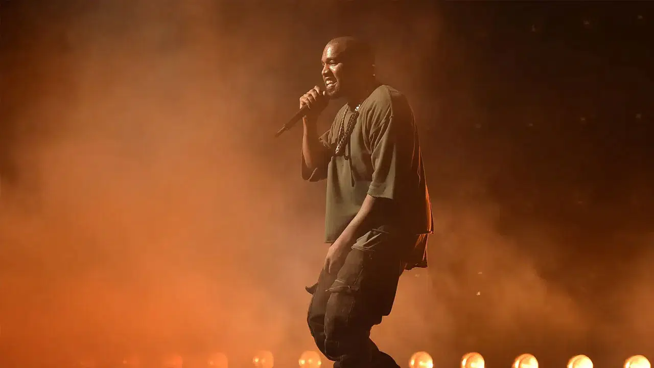 Kanye West İstanbul konseri için geri sayım başladı: 120 bin kişilik katılım bekleniyor