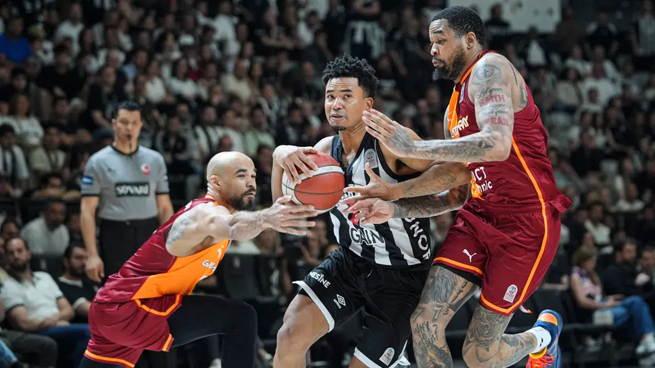 Beşiktaş GAİN, Galatasaray'ı yenerek yarı finale yükseldi