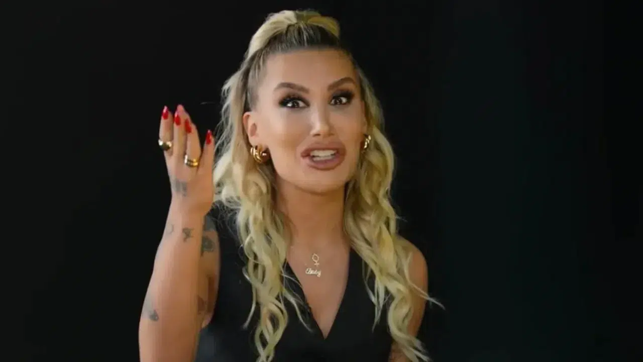 İrem Derici’den çarpıcı itiraf: “Çok pişmanım, param kalmadı”