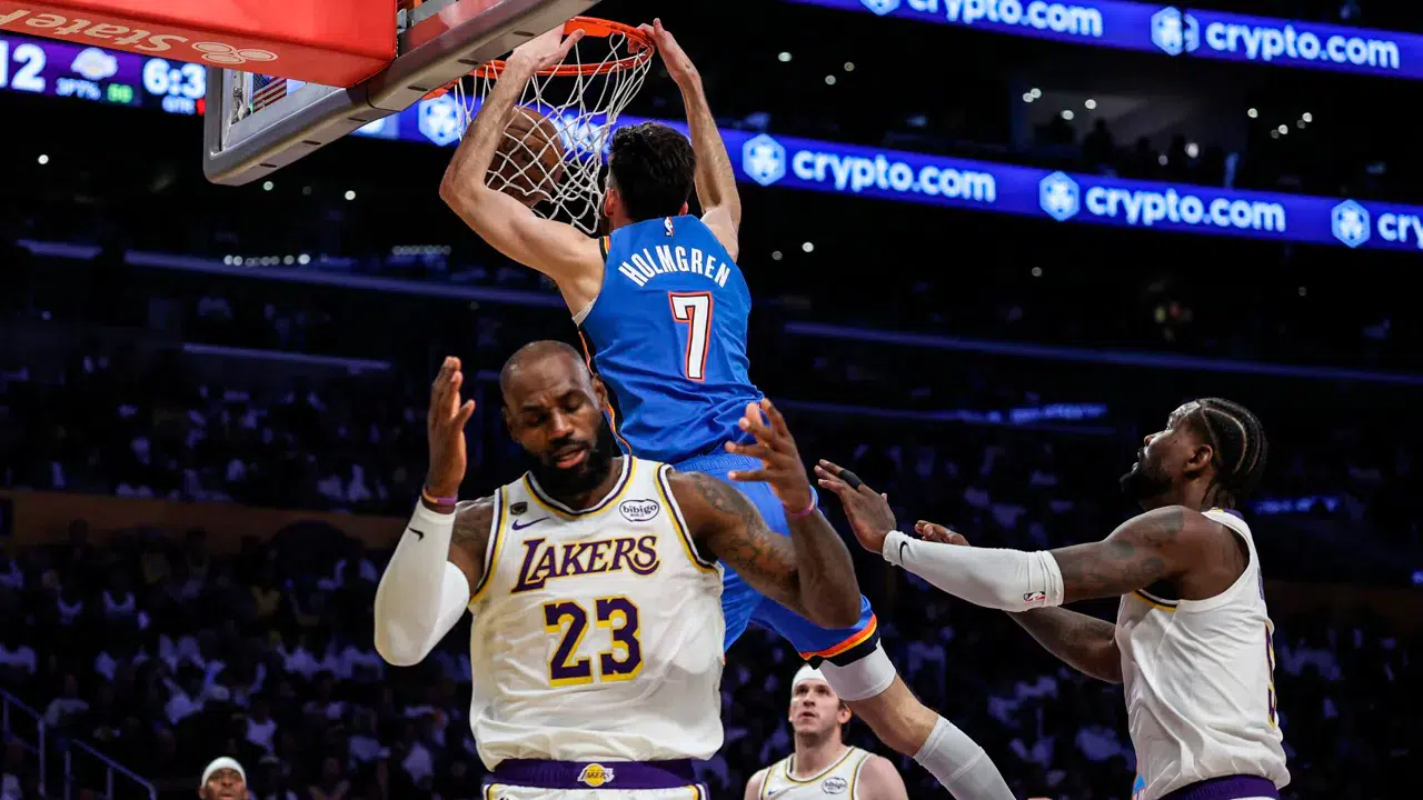 Thunder seride durumu 3-0 yaptı: Lakers süpürülmenin eşiğinde