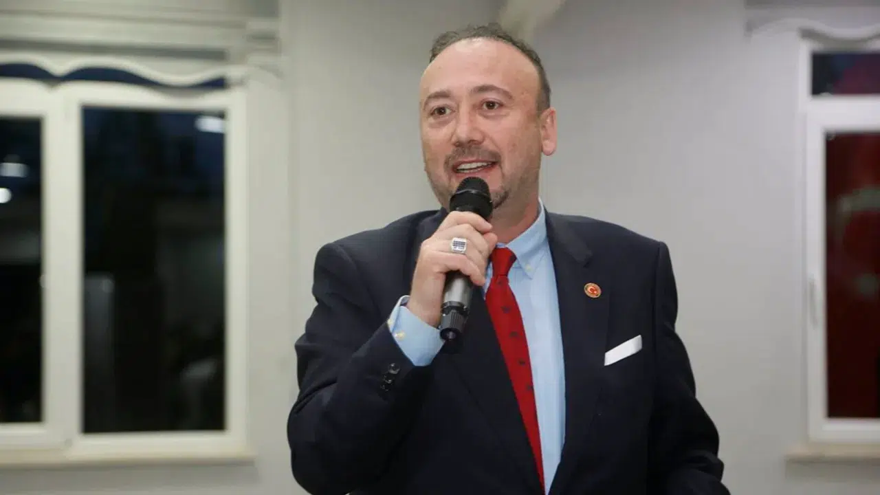 Özkan Yalım hakkında CHP'den kesin ihraç kararı