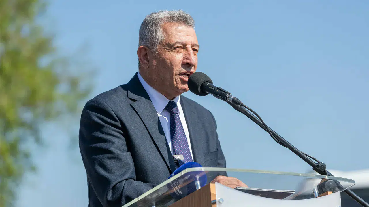 Güzelbahçe Belediye Başkanı Mustafa Günay görevden uzaklaştırıldı