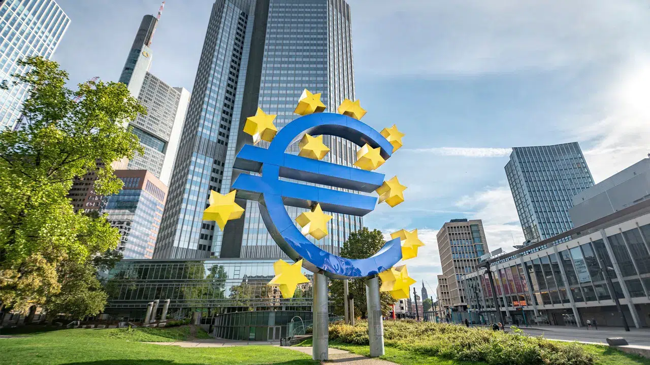 Euro Bölgesi’nde enflasyon nisan ayında yüzde 3’e yükseldi