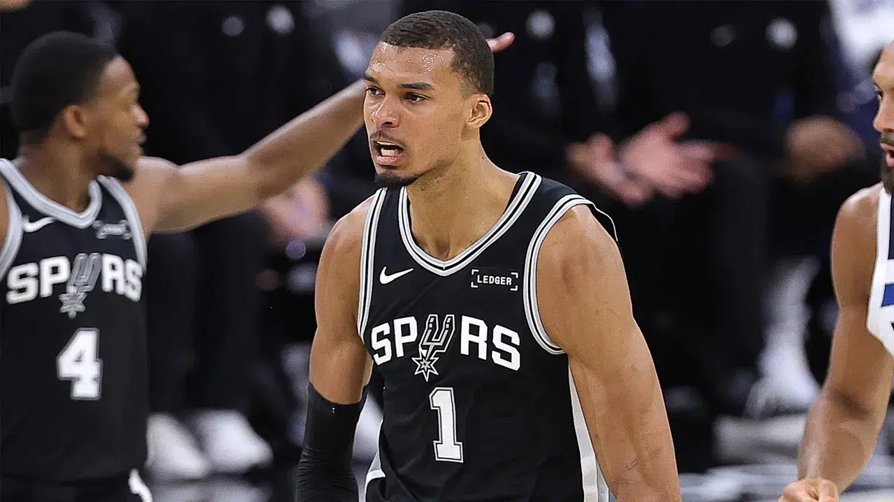San Antonio Spurs, Minnesota Timberwolves karşısında seride 3-2 öne geçti