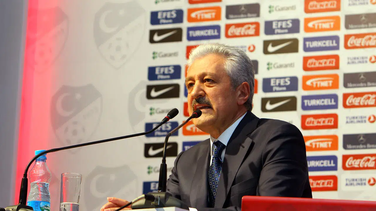 Mehmet Ali Aydınlar, Fenerbahçe başkan adayı olmayacağını açıkladı